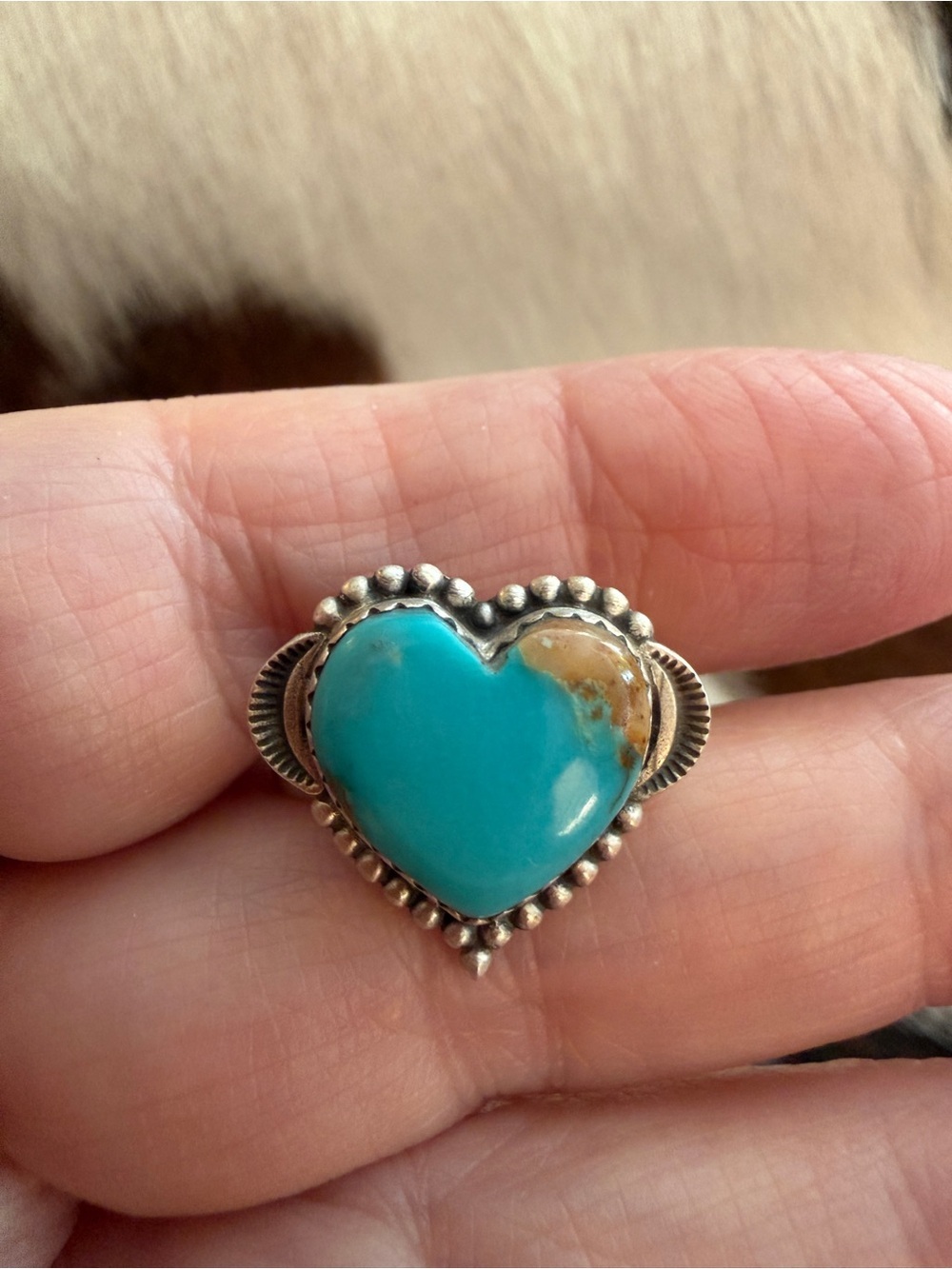 ❤️ Kingman Turquoise Heart Sterling Heart Shaped Navajo Style Ring Adj 6 to 9 - Picture 6 of 14